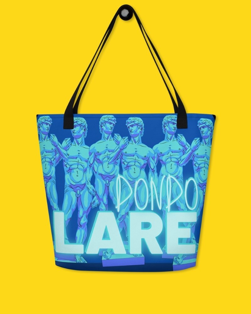The main colours of the "Dondolare" bag design are light and medium blue. On one side you can see several of Michelangelo's David figures, plus the inscription "dondolare", meaning to play. On the back, you see several of Michelangelo's Davids, plus the inscription "le palle", the balls. 